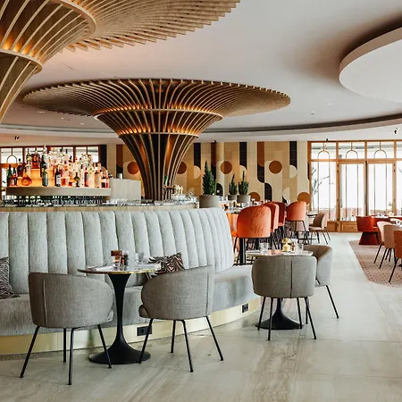 מלון Der Valk Eindhoven-best 4*