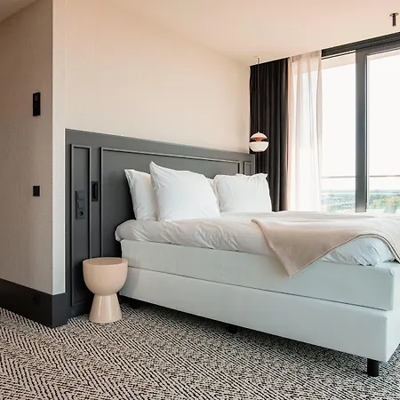 فندق Der Valk Eindhoven-best 4*